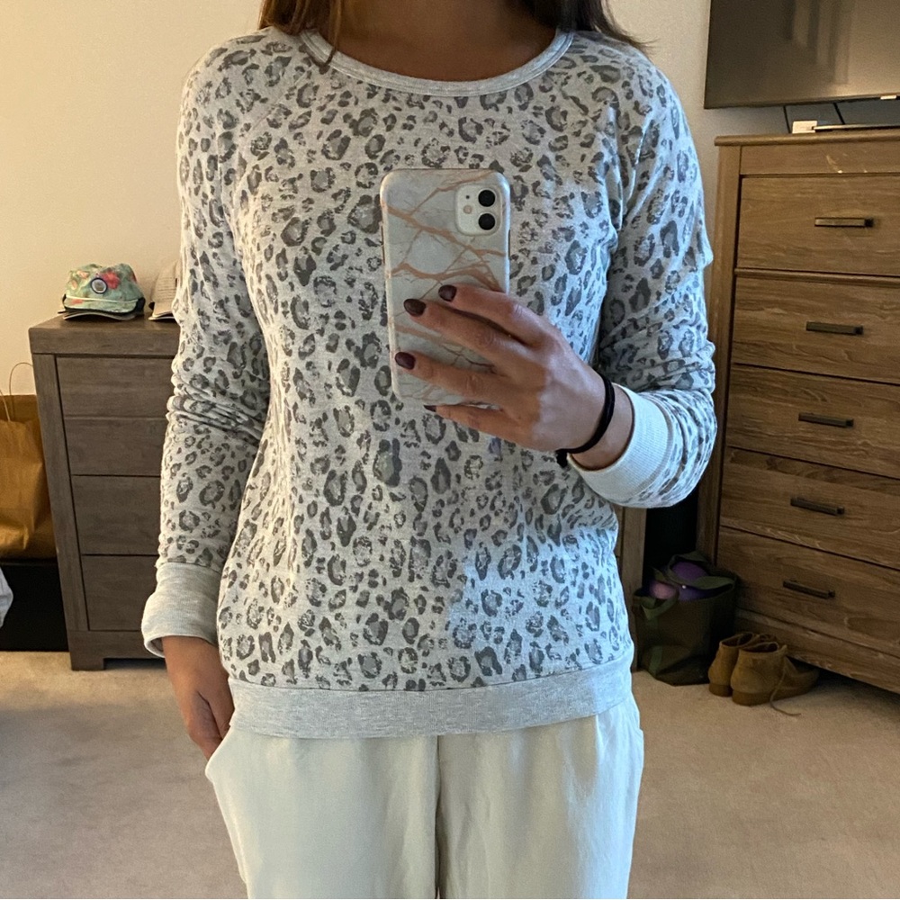 Soft Joie Crewneck Animal Print Sweatshirt Sz S